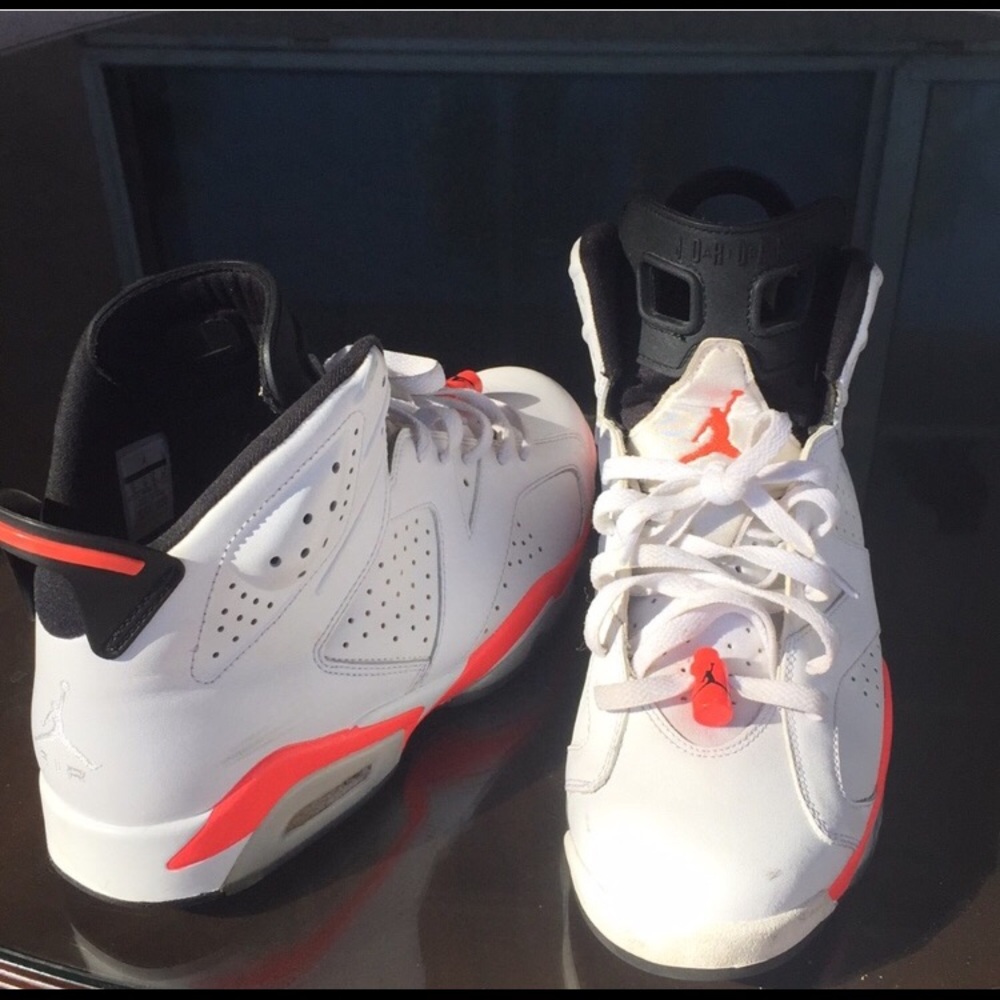 Jordan retro infer red 6’s